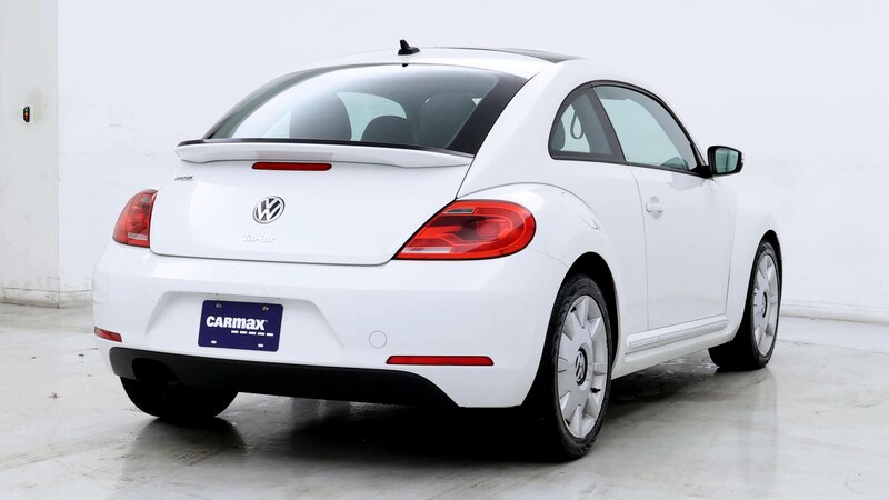 2016 Volkswagen Beetle SE 8