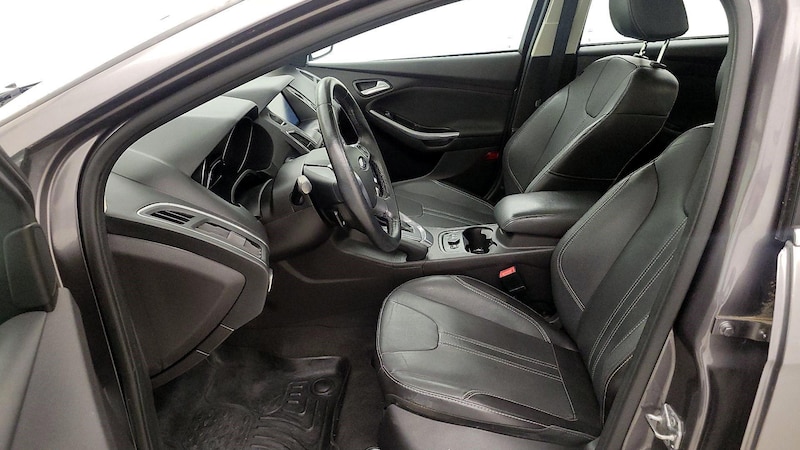 2014 Ford Focus Titanium 11