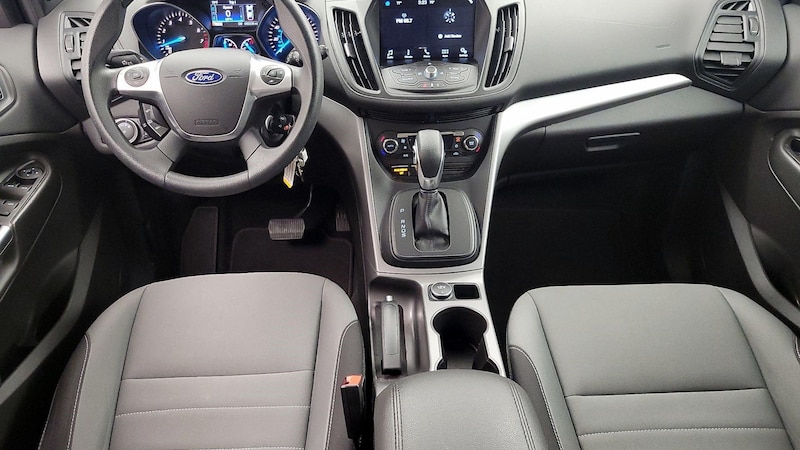 2016 Ford Escape SE 9