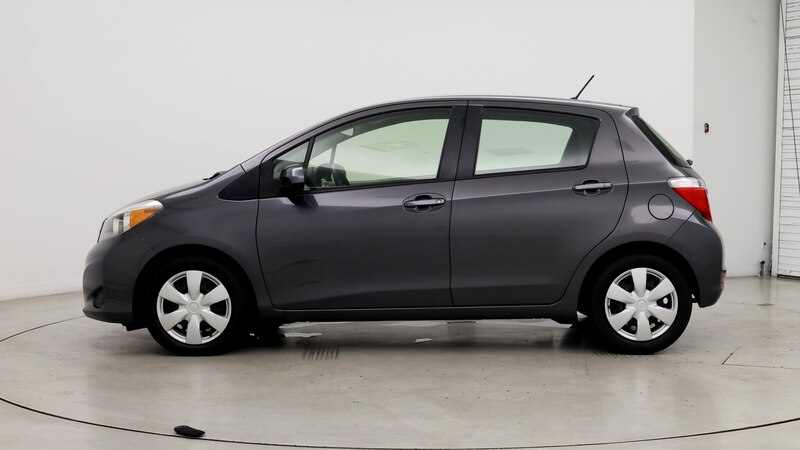 2013 Toyota Yaris LE 3