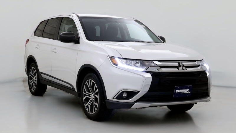 2018 Mitsubishi Outlander ES Hero Image