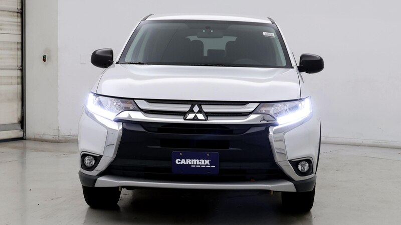 2018 Mitsubishi Outlander ES 5