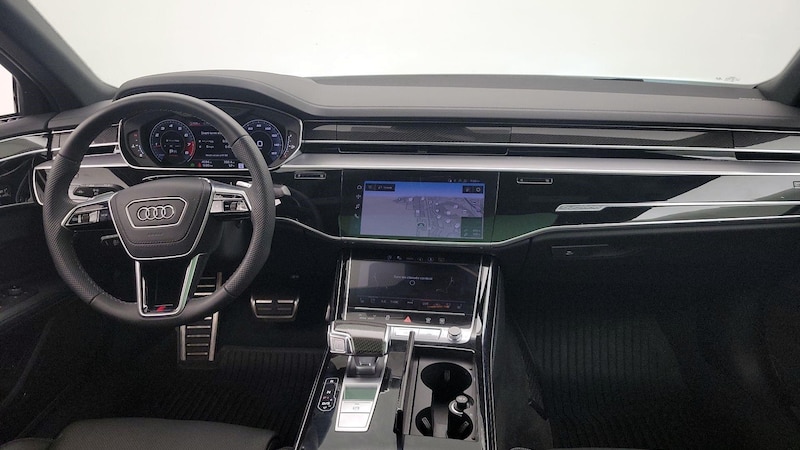 2023 Audi S8  9