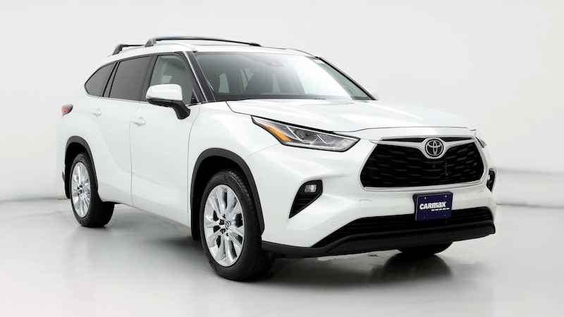 2022 Toyota Highlander Limited Hero Image