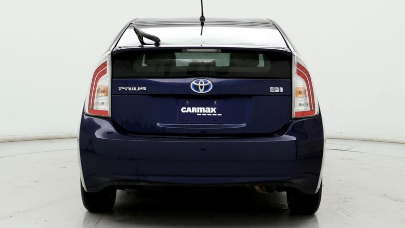 2014 Toyota Prius Two 6