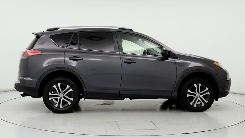 2018 Toyota RAV4 LE 7