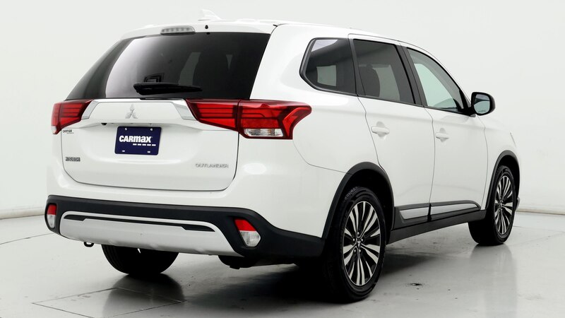 2019 Mitsubishi Outlander ES 8