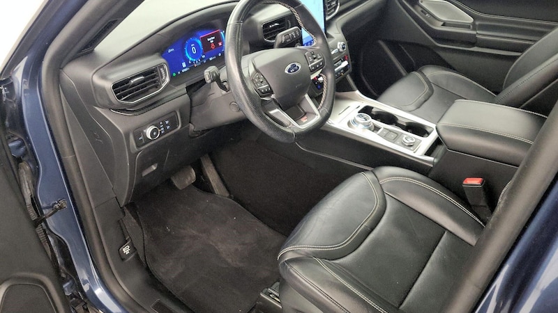 2020 Ford Explorer ST 11