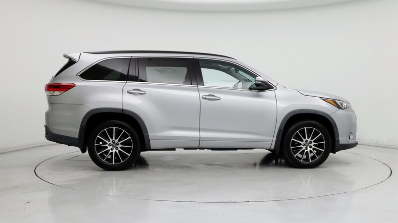 2017 Toyota Highlander SE 7