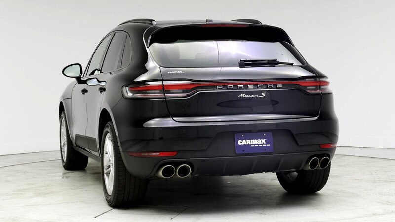 2021 Porsche Macan S 2