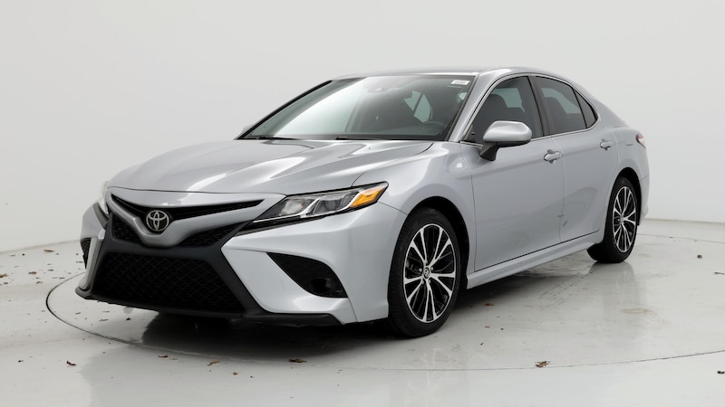 2020 Toyota Camry SE 4