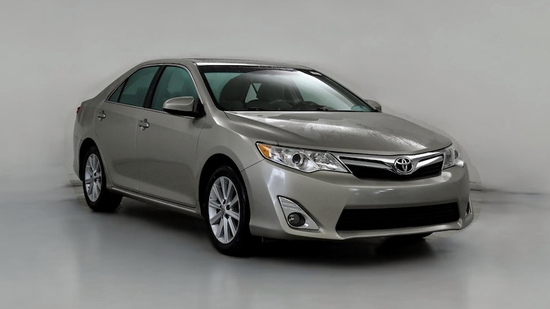 2014 Toyota Camry XLE Hero Image