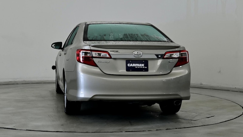 2014 Toyota Camry XLE 6