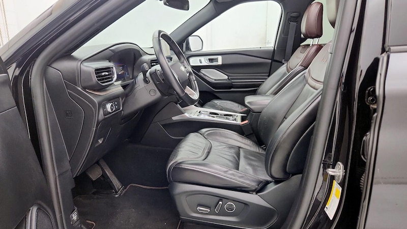 2020 Ford Explorer Platinum 11