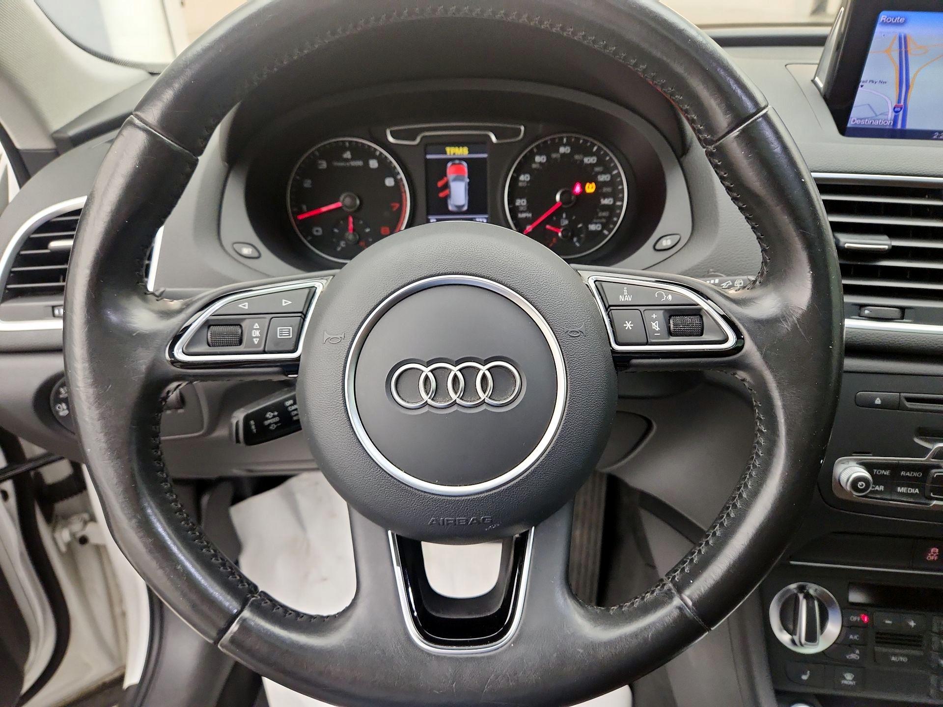 Thumbnail: 2015 Audi Q3 - 10