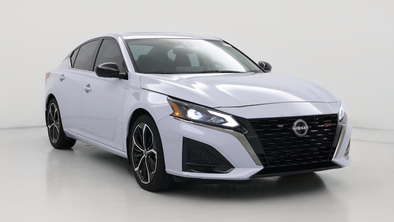 2024 Nissan Altima SR Hero Image