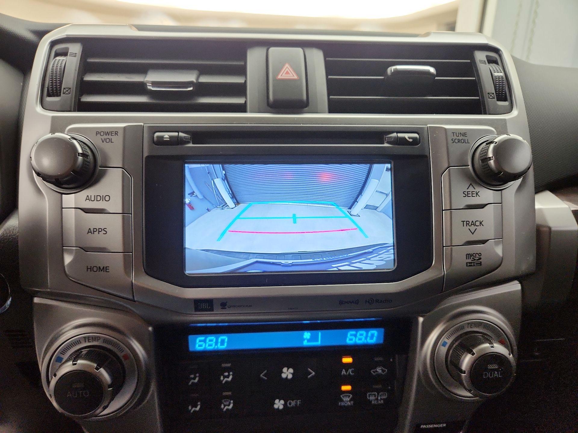 Thumbnail: 2019 Toyota 4Runner - 15