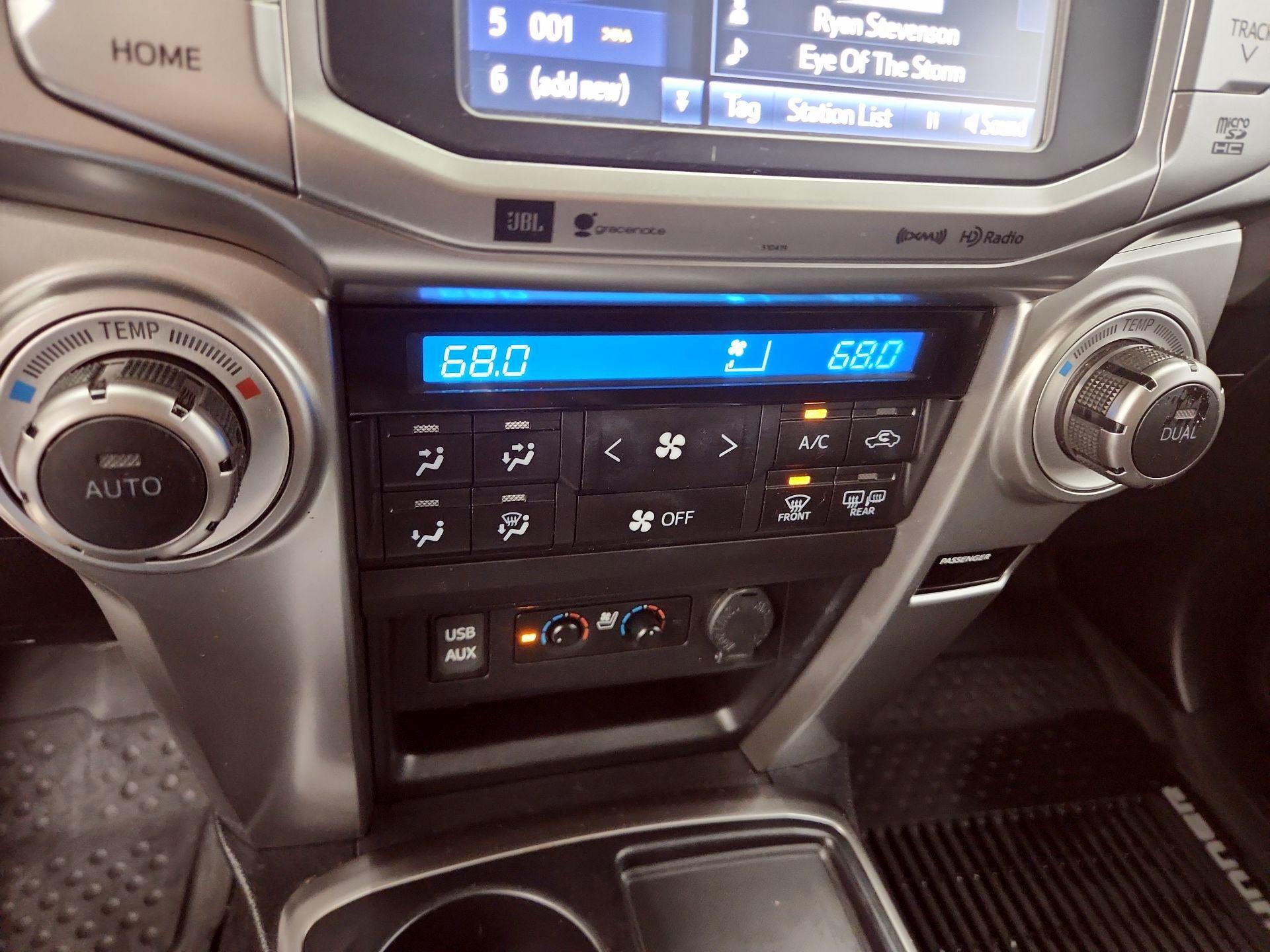 Thumbnail: 2019 Toyota 4Runner - 17