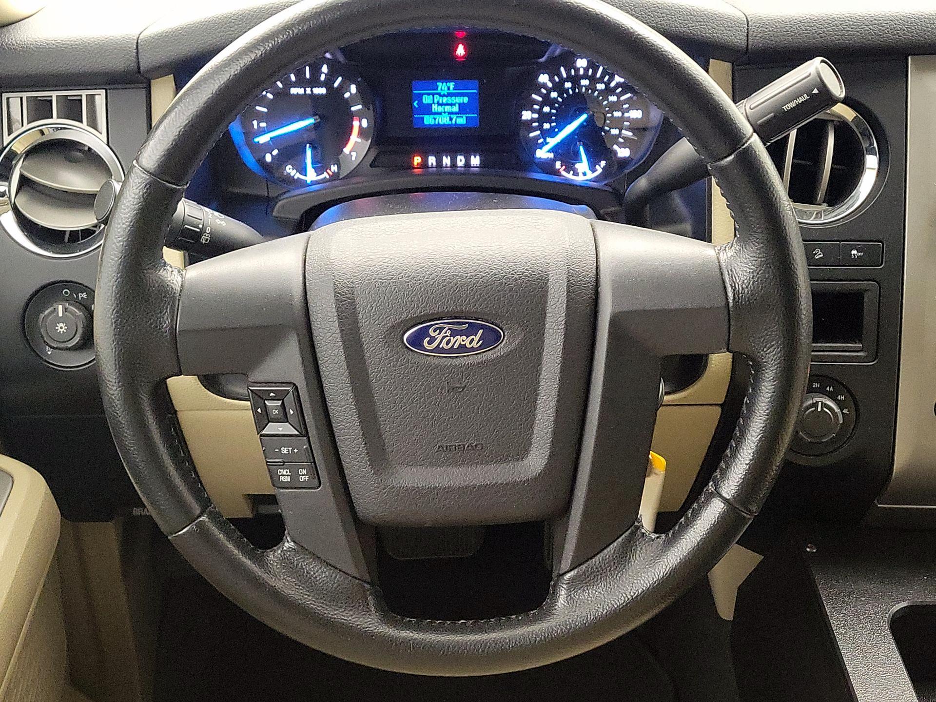 Thumbnail: 2015 Ford Expedition - 10