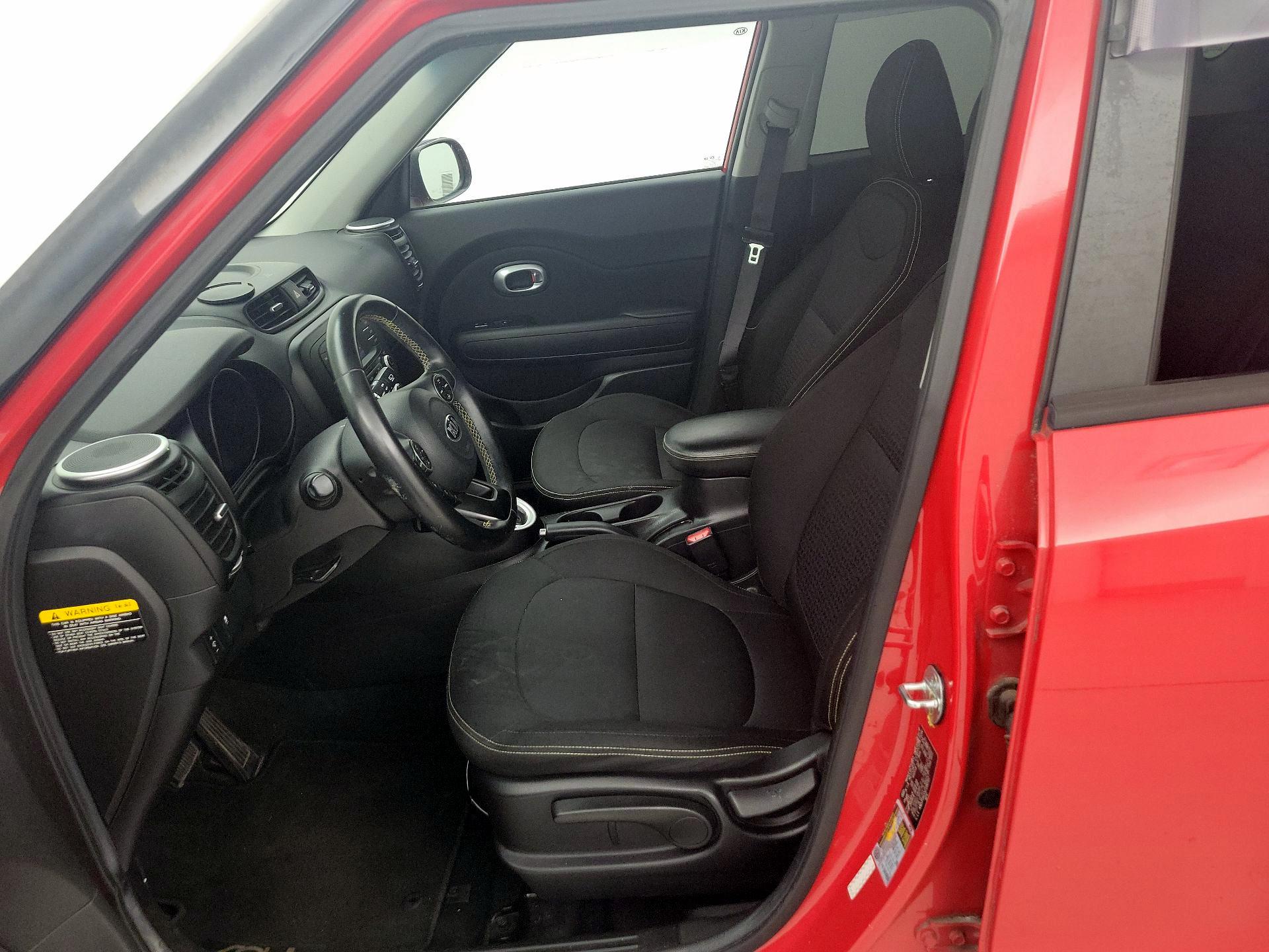 Thumbnail: 2016 Kia Soul - 11