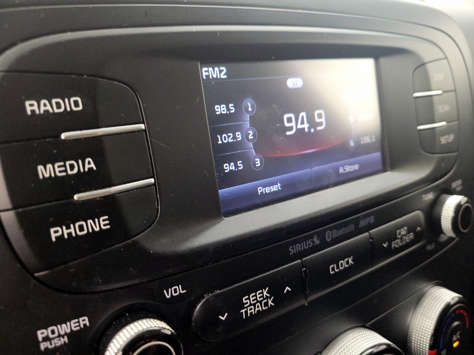 Thumbnail: 2016 Kia Soul - 15