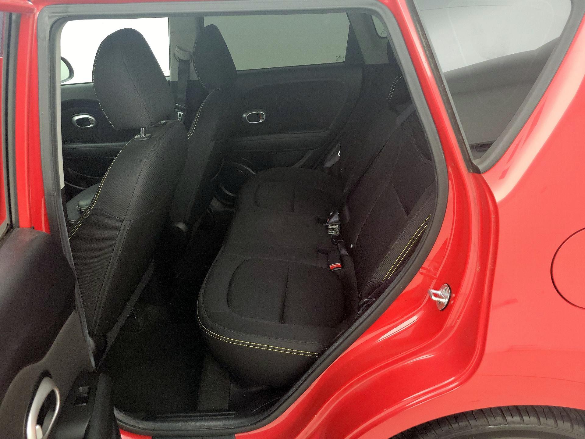Thumbnail: 2016 Kia Soul - 19
