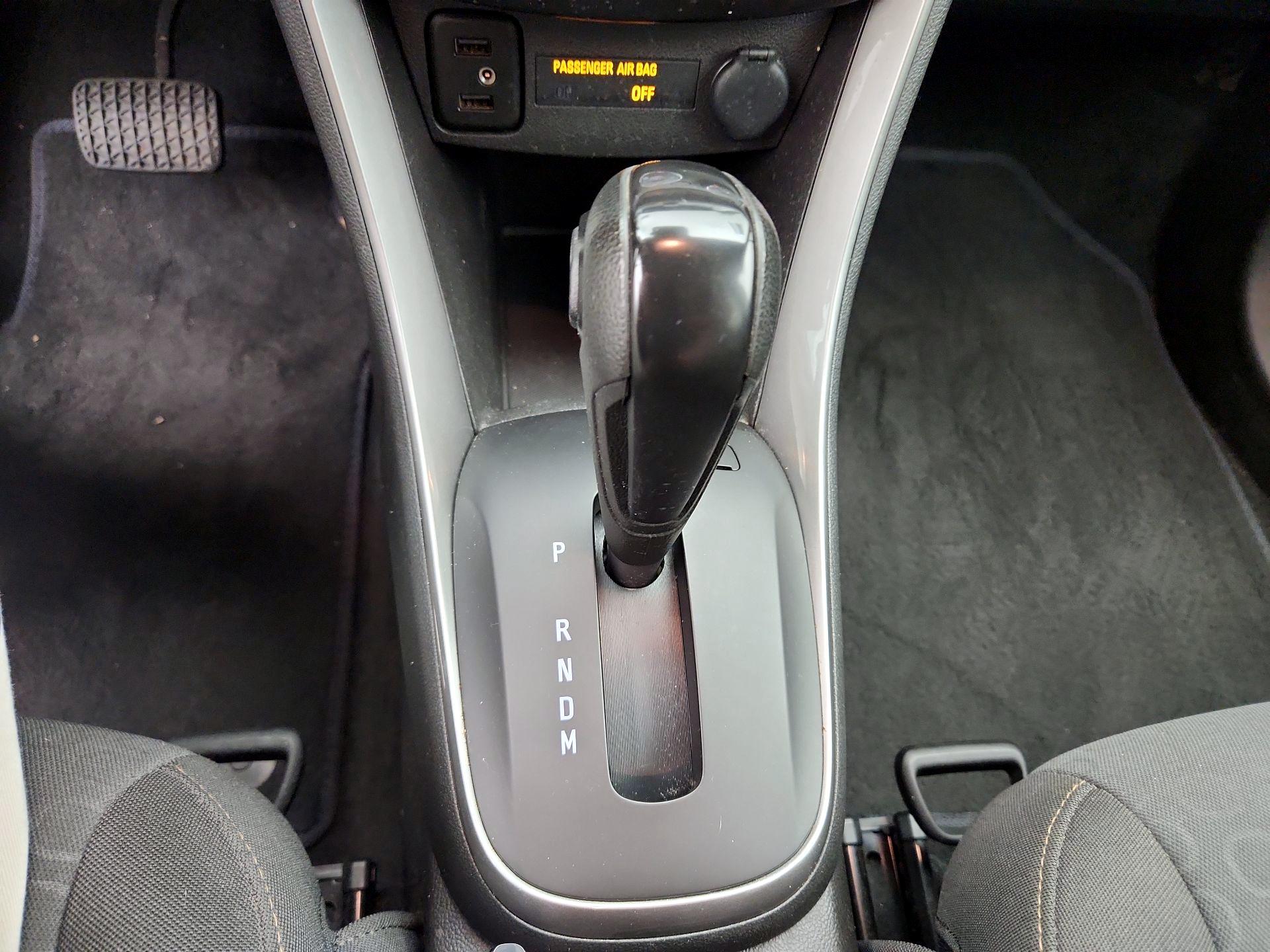 Thumbnail: 2021 Chevrolet Trax - 18