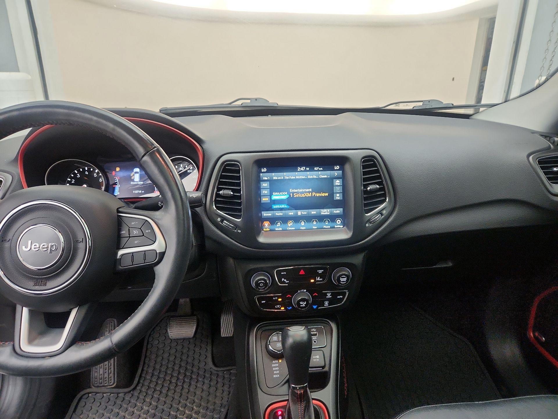 Thumbnail: 2018 Jeep Compass - 9