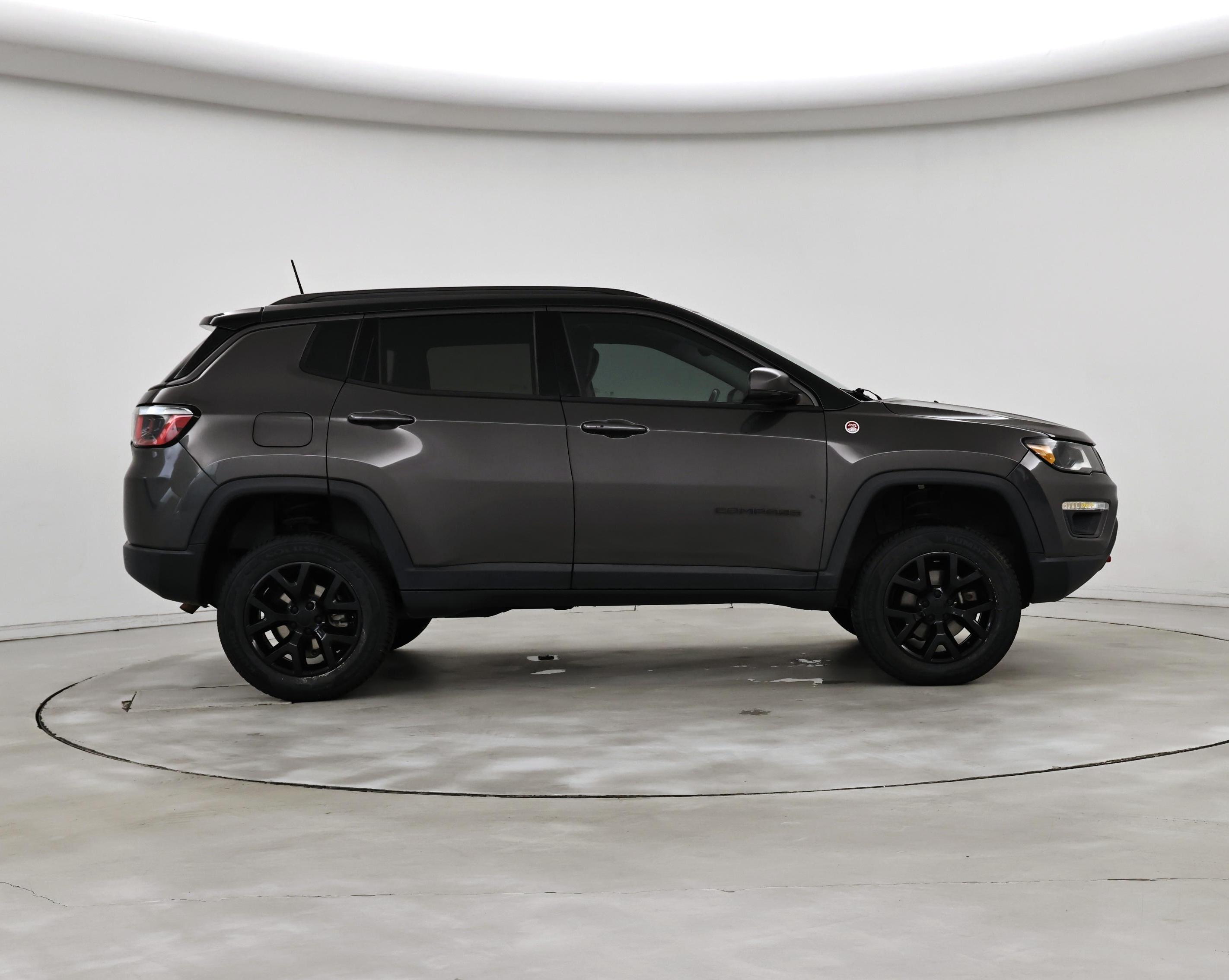 Thumbnail: 2018 Jeep Compass - 7