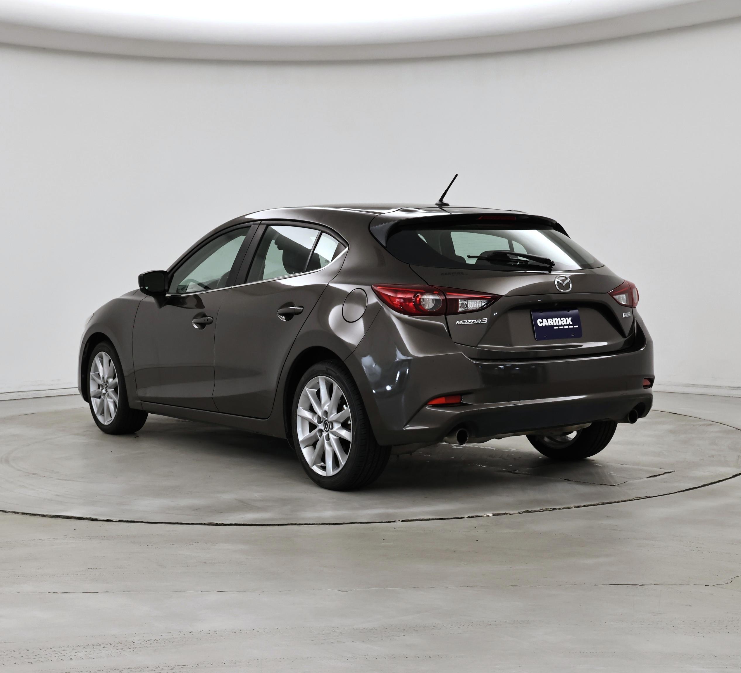Thumbnail: 2017 Mazda Mazda3 - 2