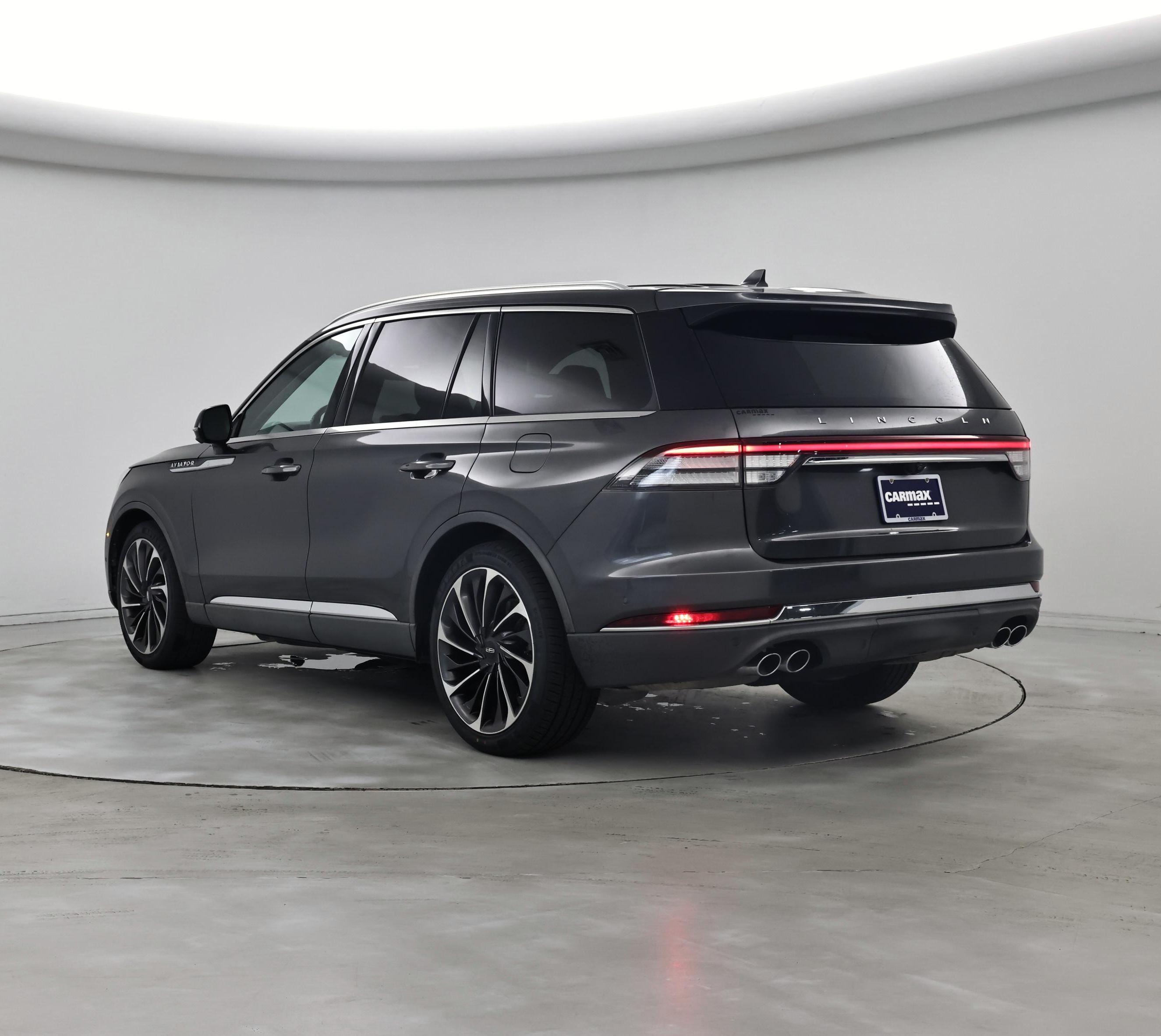 Thumbnail: 2020 Lincoln Aviator - 2