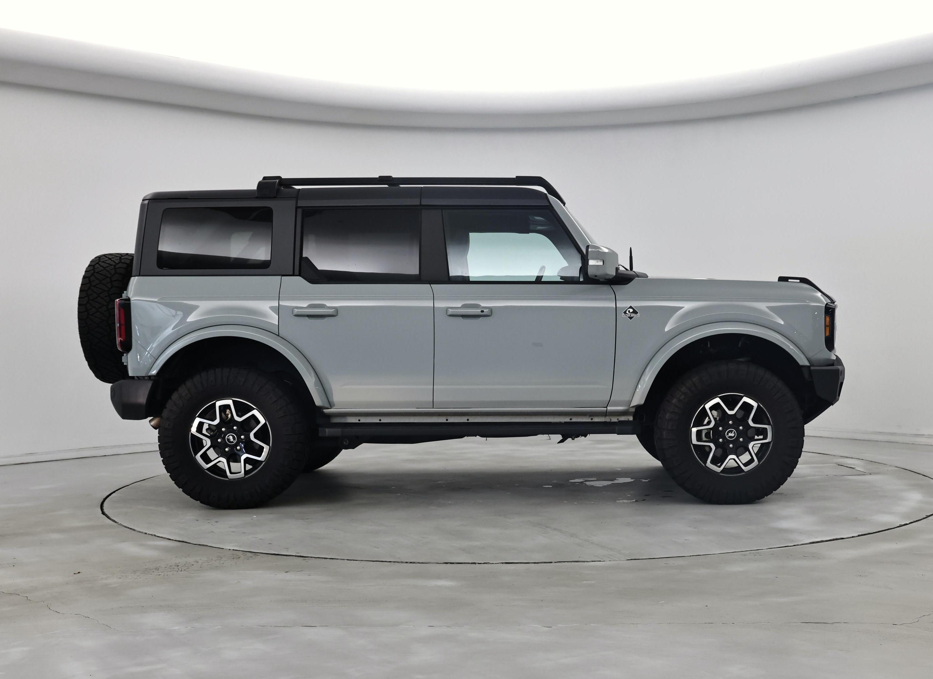 Thumbnail: 2022 Ford Bronco - 7