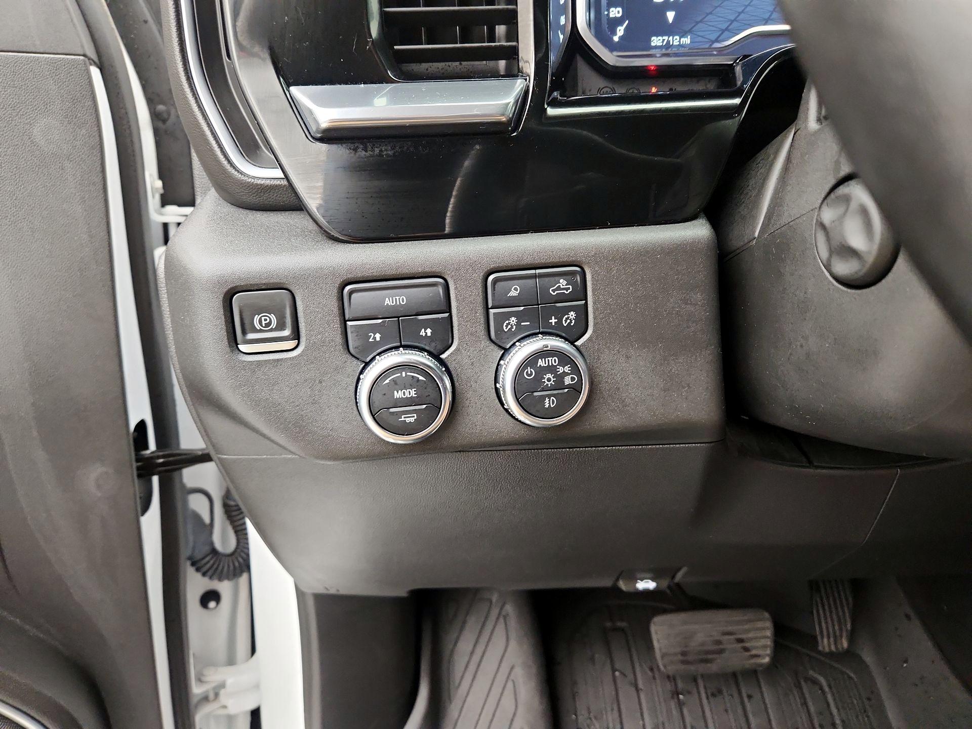 Thumbnail: 2022 GMC Sierra 1500 - 13