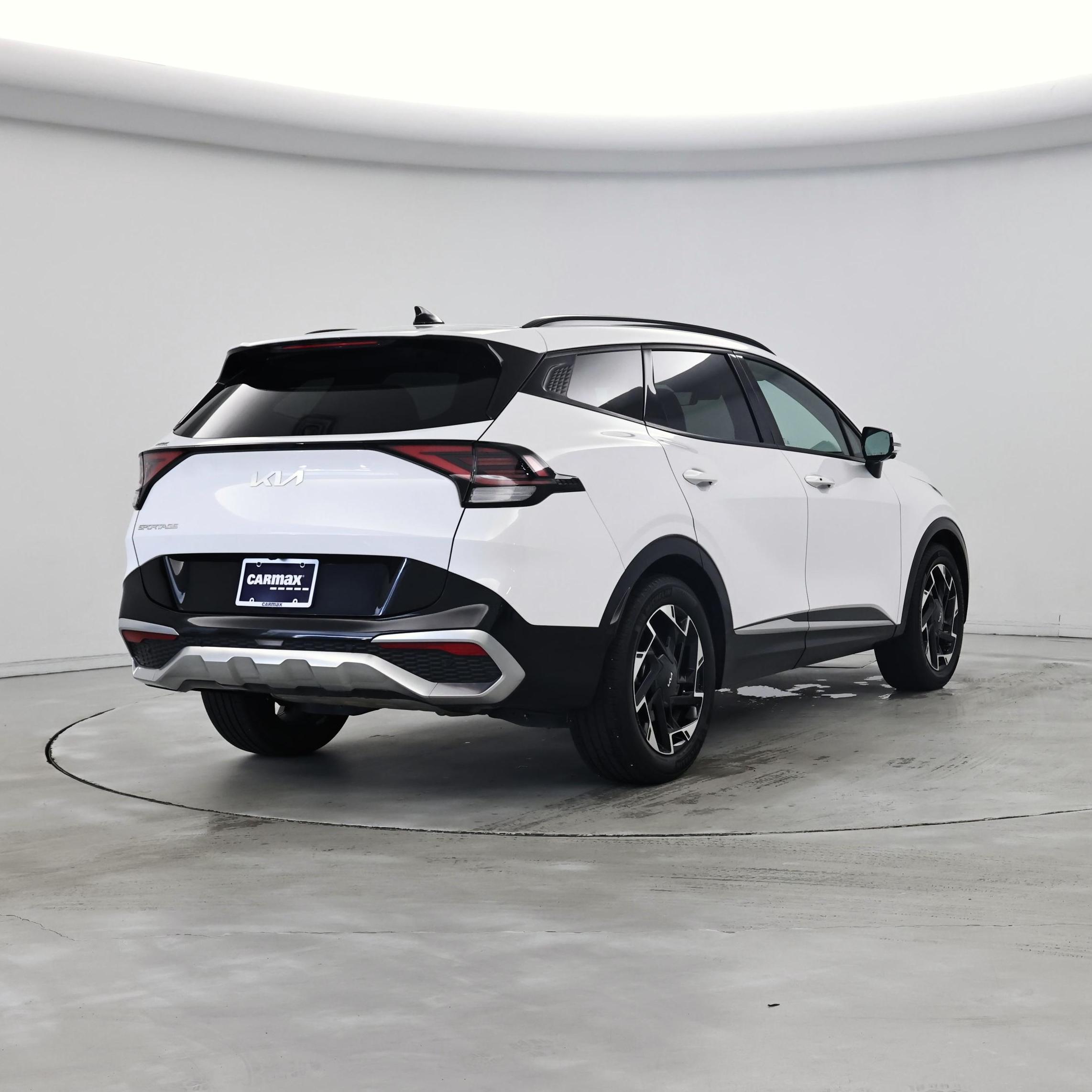 Thumbnail: 2023 Kia Sportage - 8