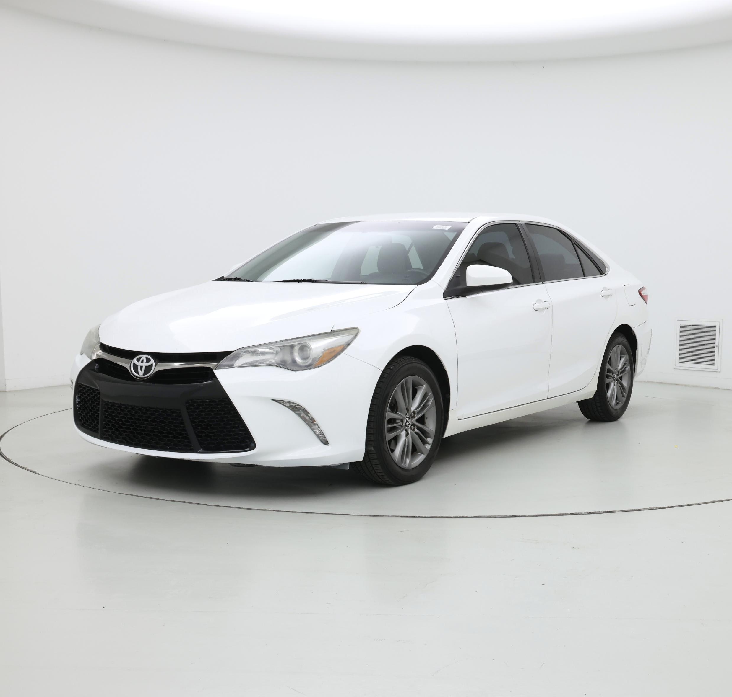 Thumbnail: 2016 Toyota Camry - 4