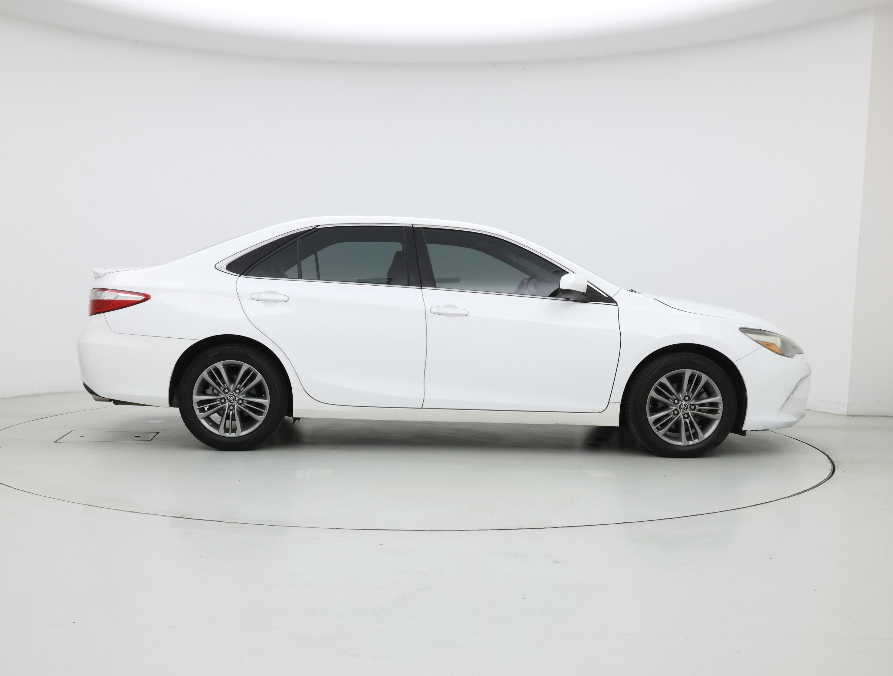 Thumbnail: 2016 Toyota Camry - 7
