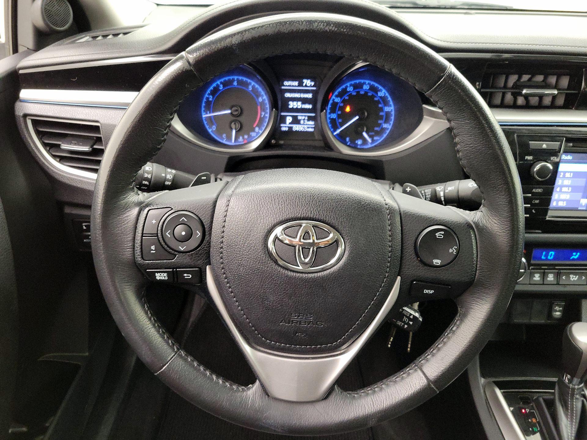 Thumbnail: 2015 Toyota Corolla - 10