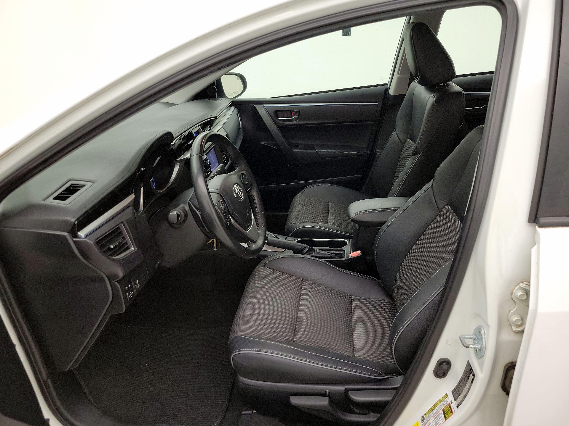 Thumbnail: 2015 Toyota Corolla - 11