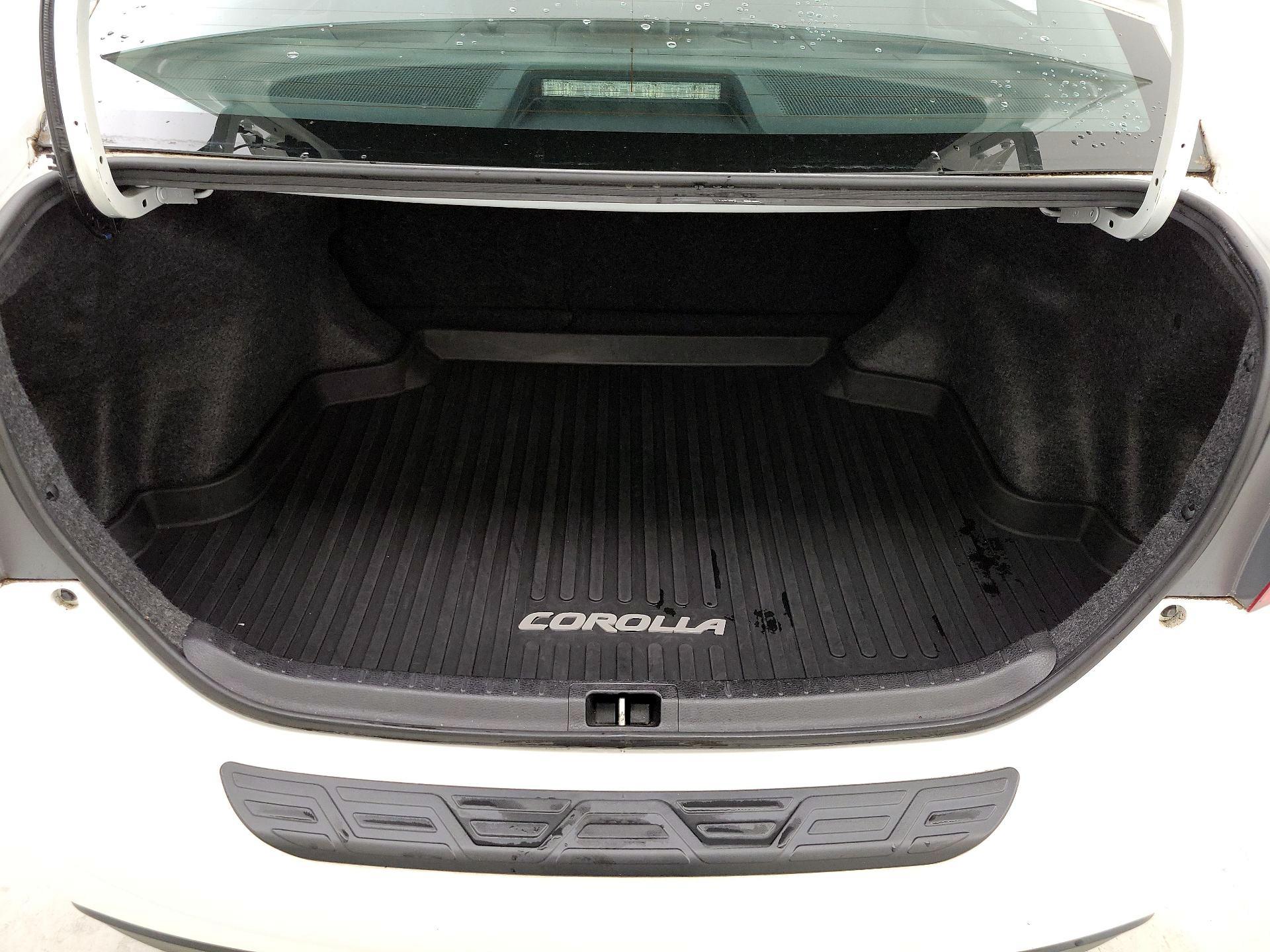 Thumbnail: 2015 Toyota Corolla - 20