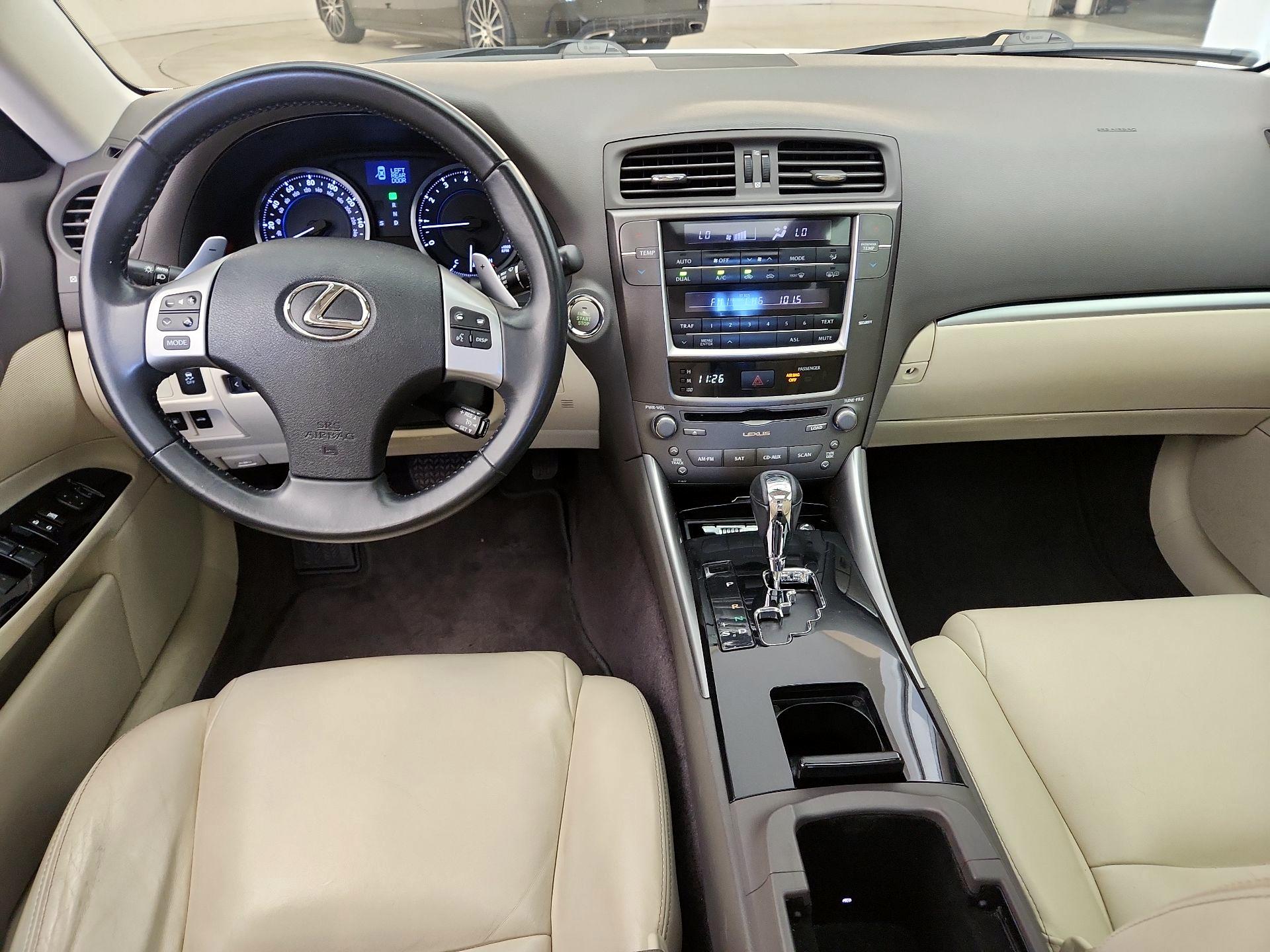 Thumbnail: 2013 Lexus IS - 9