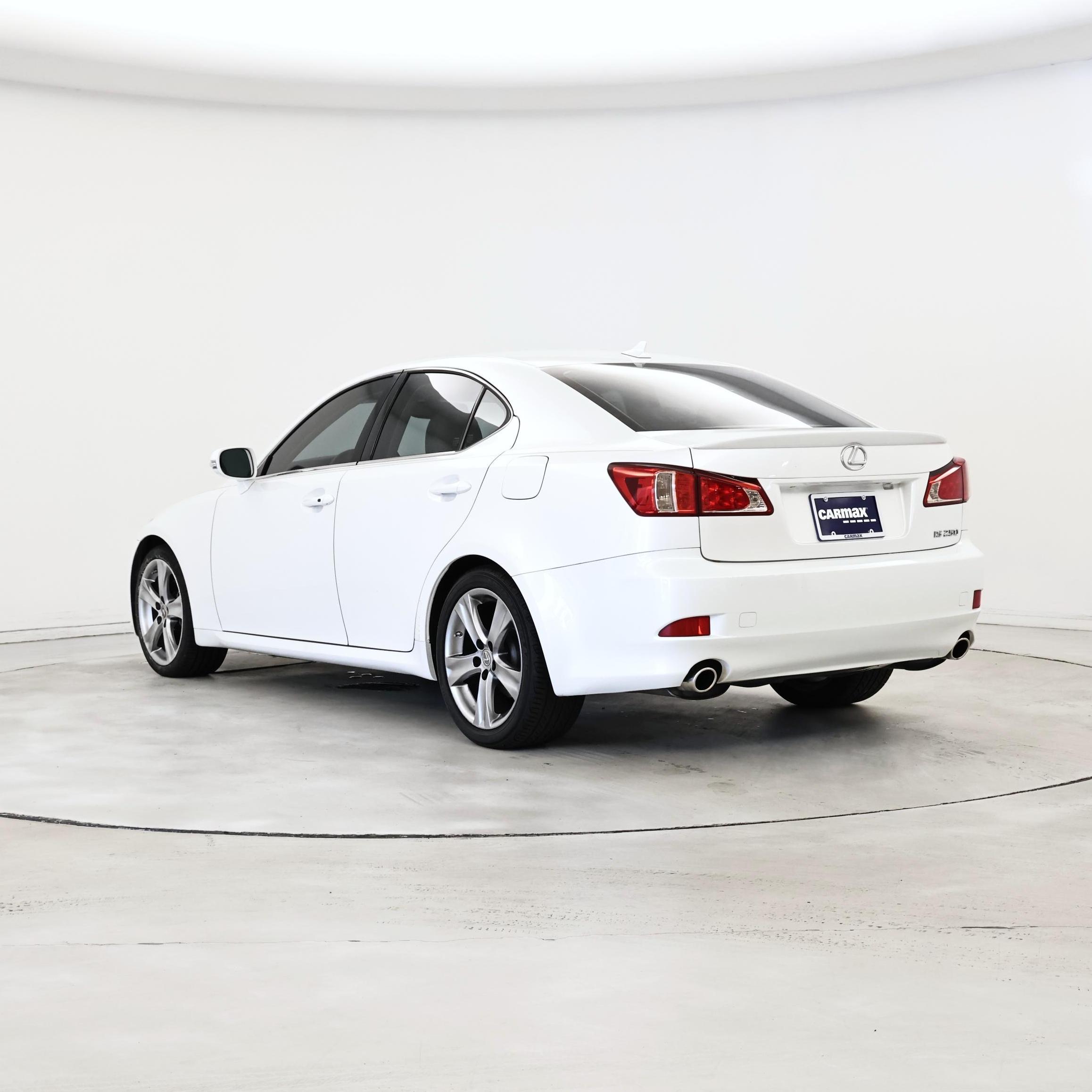 Thumbnail: 2013 Lexus IS - 2