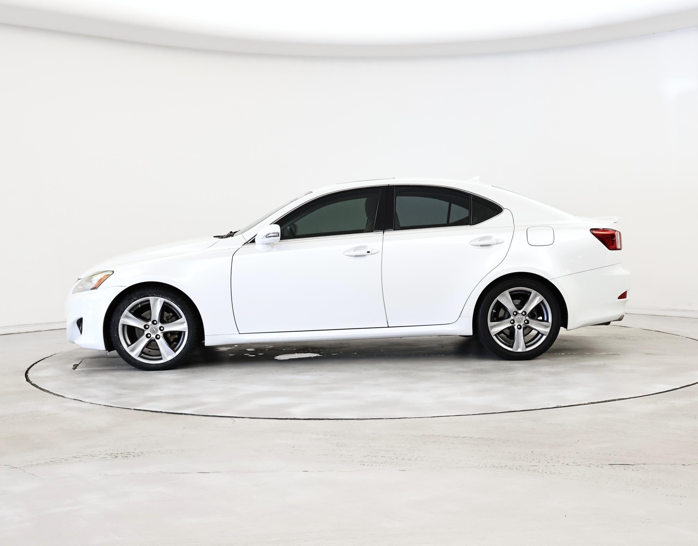 Thumbnail: 2013 Lexus IS - 3