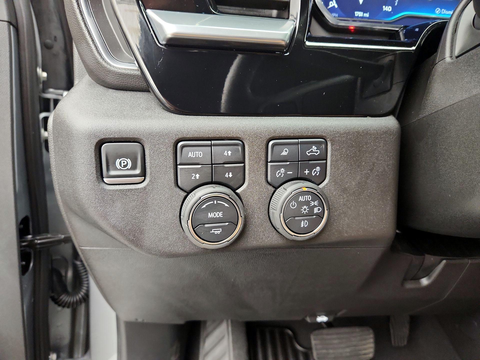 Thumbnail: 2025 Chevrolet Silverado 2500 - 13