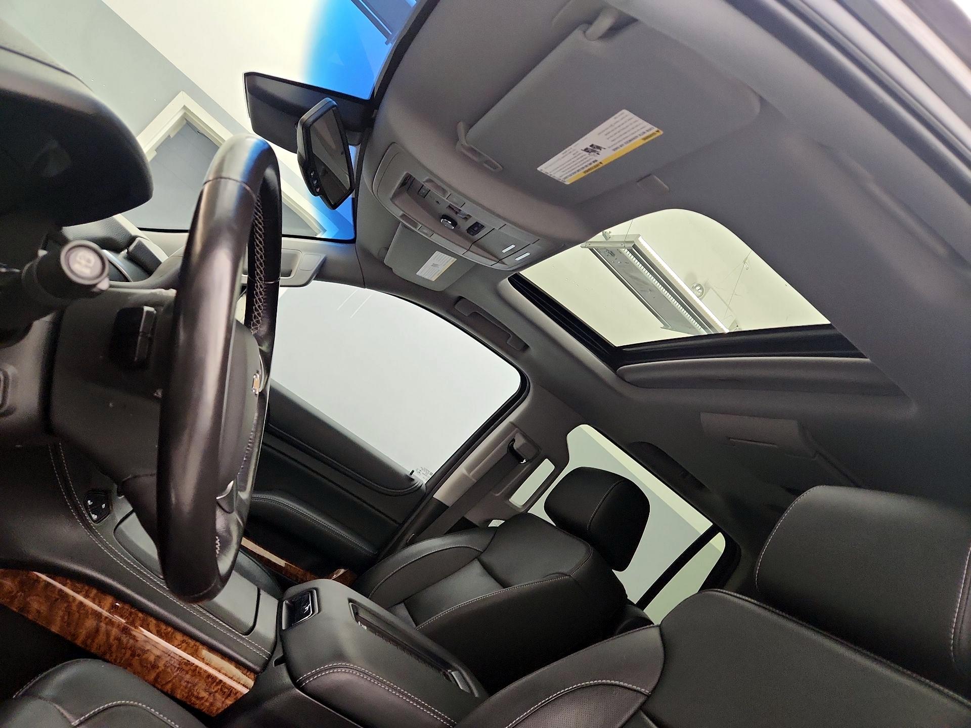 Thumbnail: 2018 Chevrolet Tahoe - 20