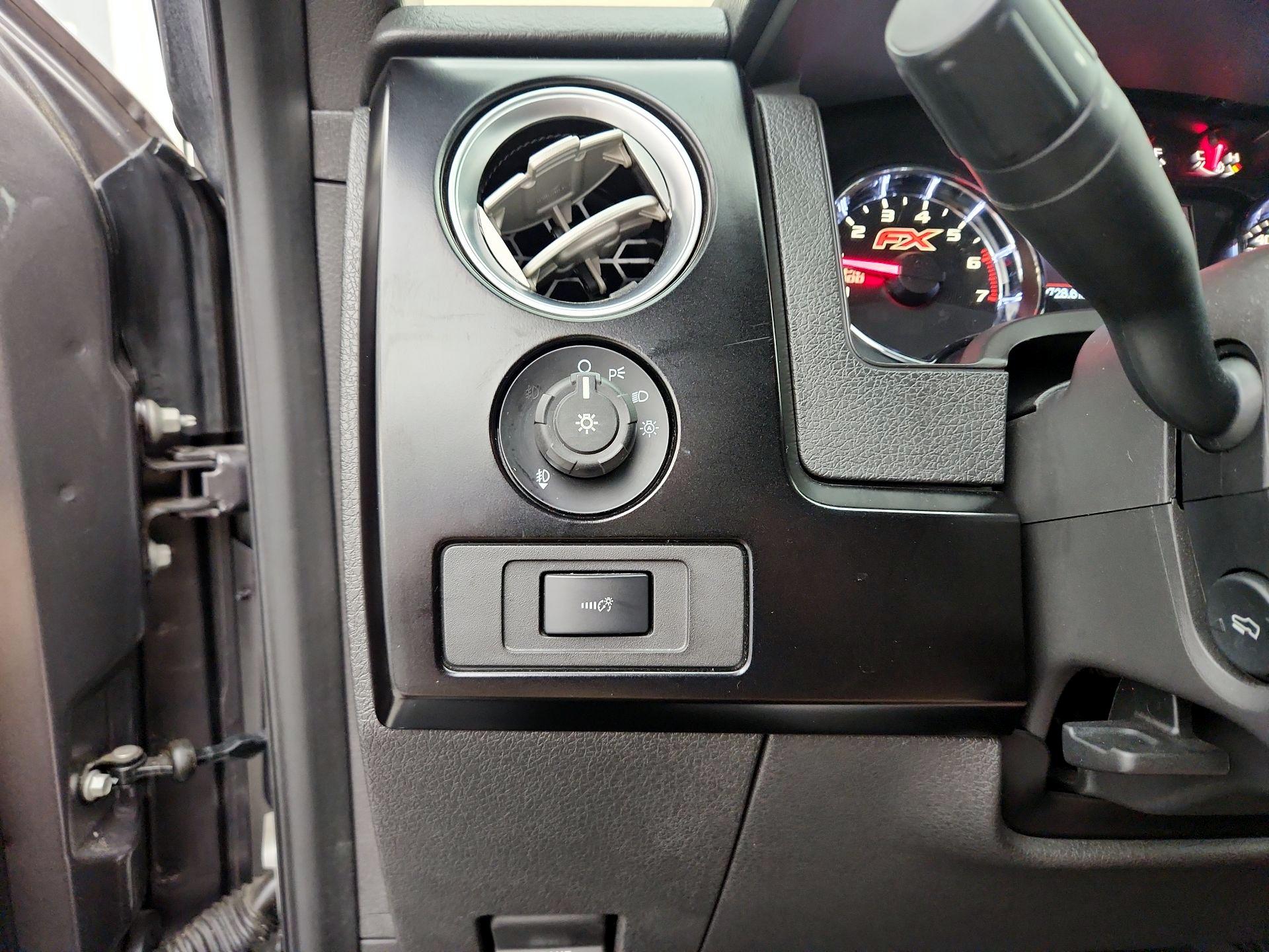 Thumbnail: 2014 Ford F-150 - 13