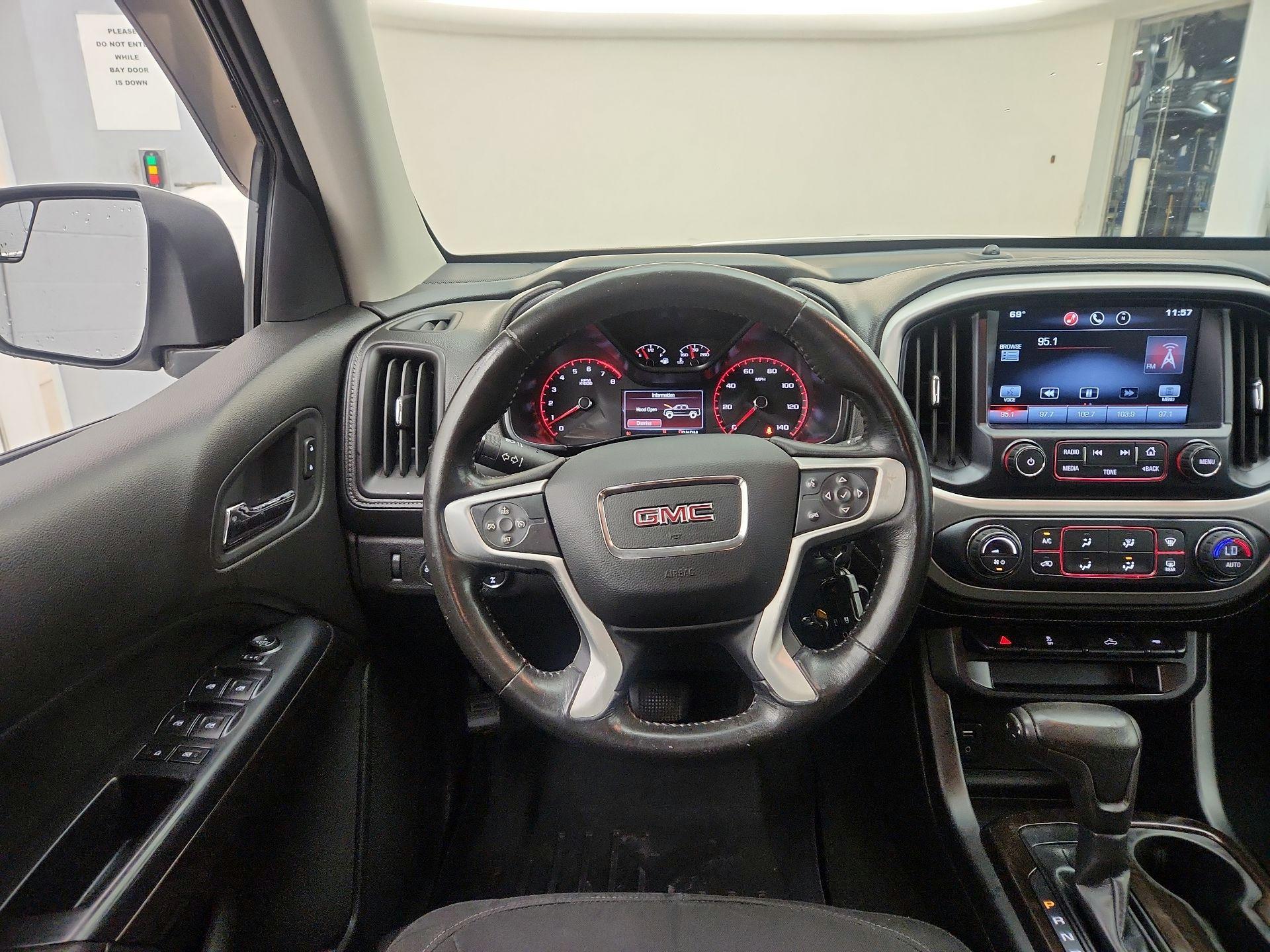 Thumbnail: 2015 GMC Canyon - 10