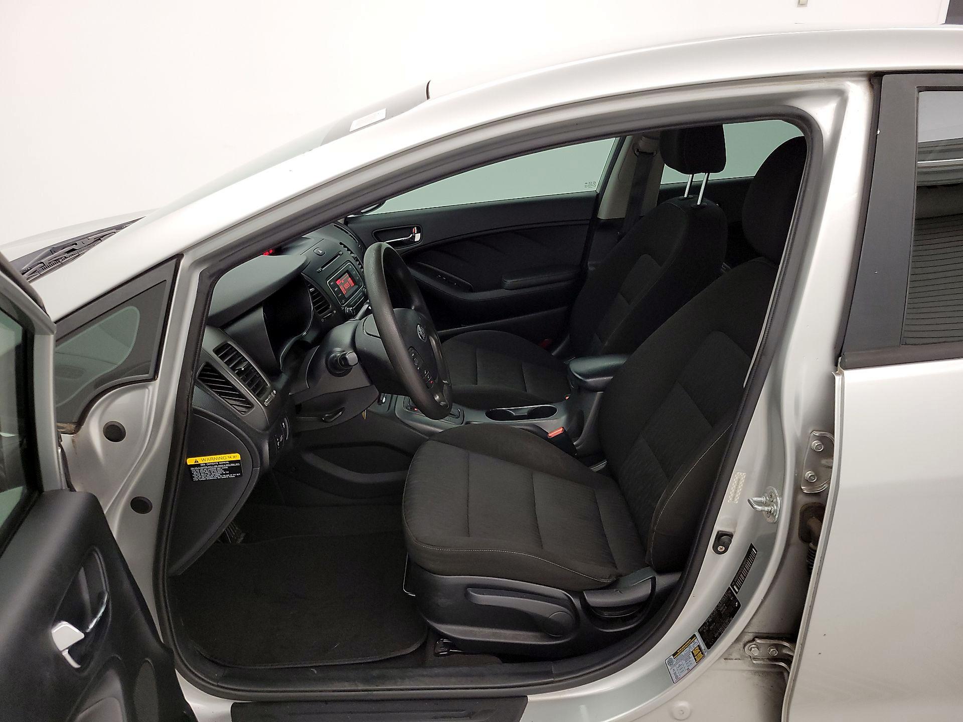 Thumbnail: 2014 Kia Forte - 11