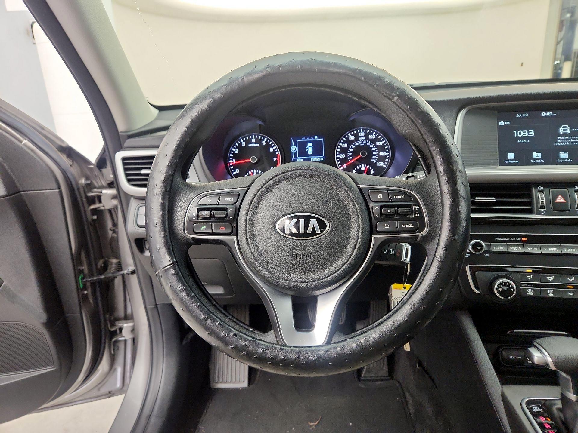 Thumbnail: 2018 Kia Optima - 10