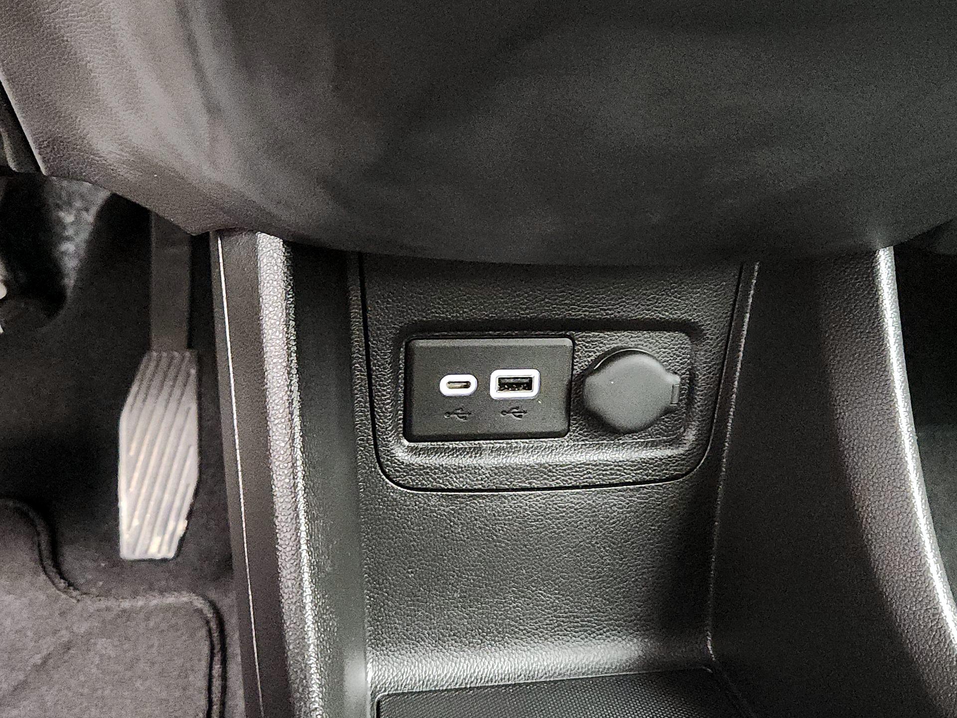 Thumbnail: 2021 Chevrolet Spark - 18