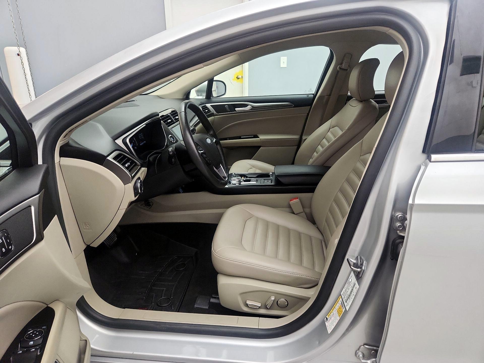 Thumbnail: 2019 Ford Fusion - 11